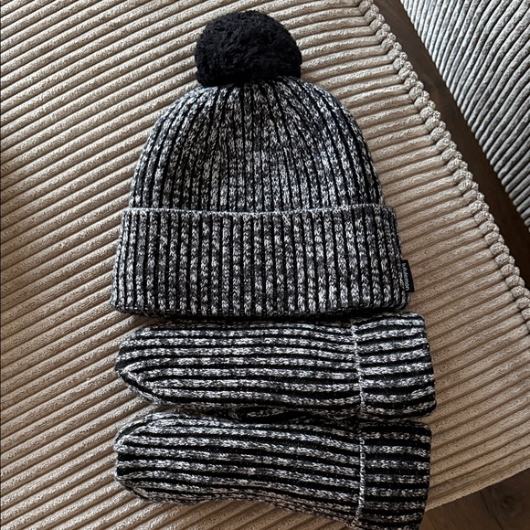 Lululemon Cozy Black and White Knit Hat and Mittens Set - Picture 1 of 3